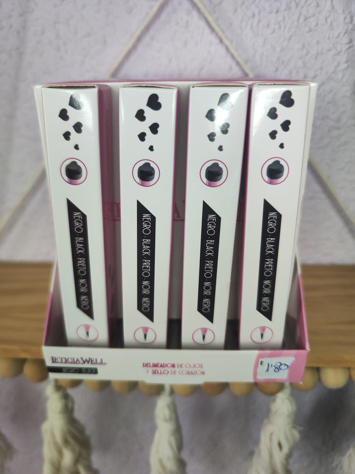 Delineador de ojos + sello corazón